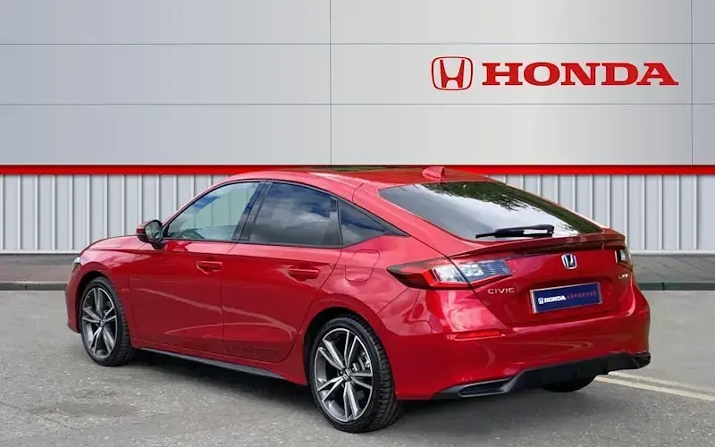 New Honda Civic Advance 143 HP (105 kW) 2025 Red Hatchback