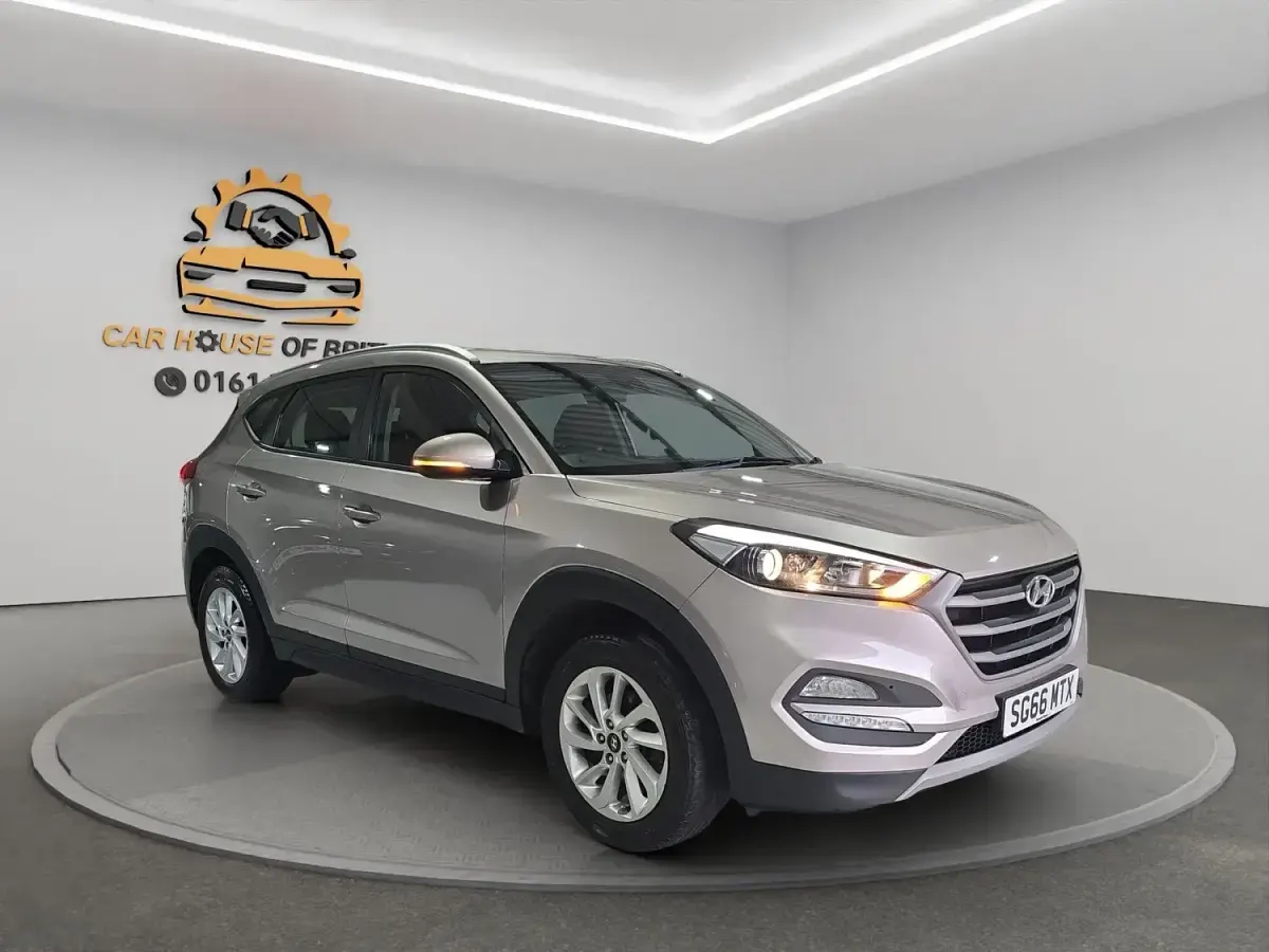 Używany Hyundai Tucson SE 177 KM (130 kW) 2016 Beżowy SUV