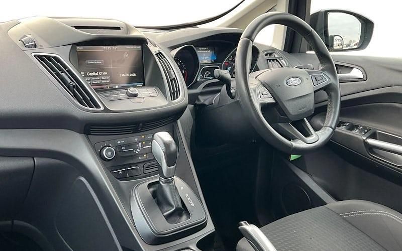 Used Ford Grand C-Max Zetec 120 HP (88 kW) 2019 MPV