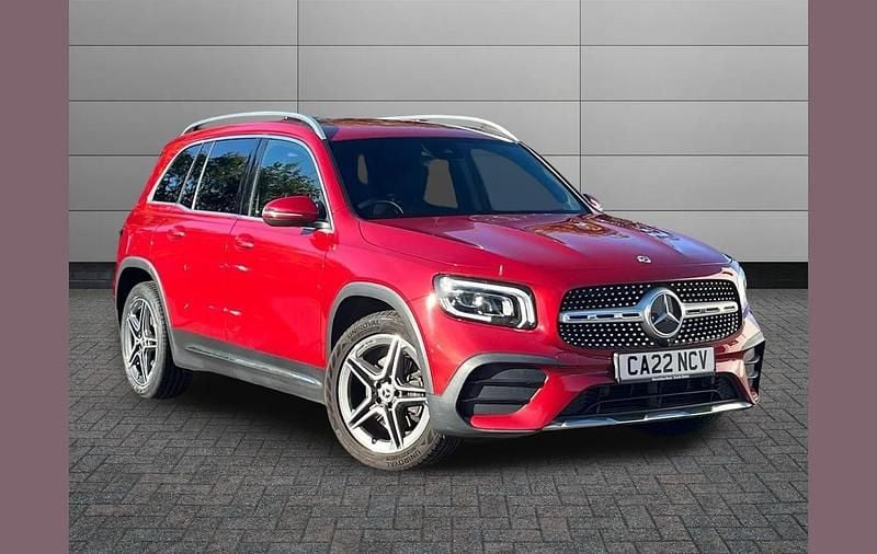 Red Used 2022 Mercedes GLB200 AMG line SUV | £22,690 (Fair price) - Image 1/4