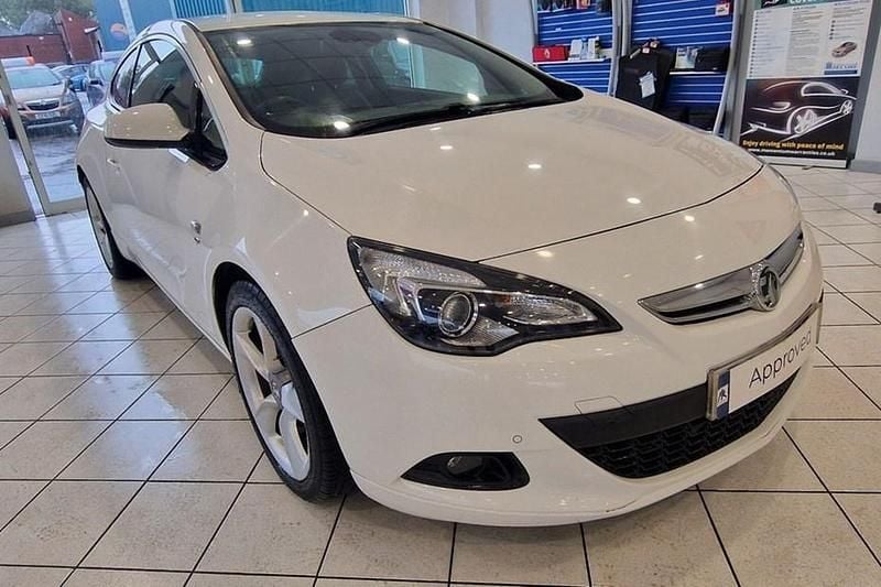 Used 2014 Vauxhall Astra GTC SRi Coupe | £4,500 (Good price) - Image 1/1
