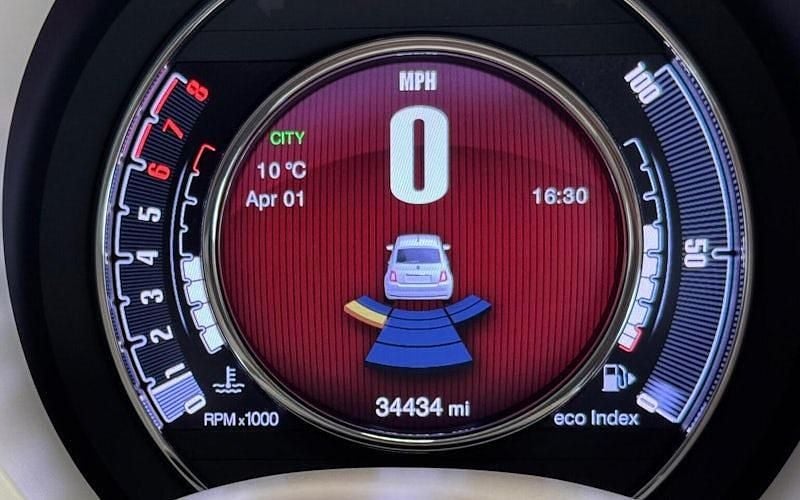 Used Fiat 500 Dolcevita 69 HP (50 kW) 2019 White Hatchback