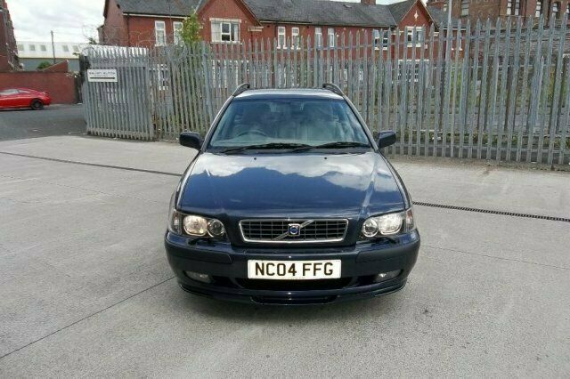Used Volvo V40 115 HP (84 kW) 2004 Estate