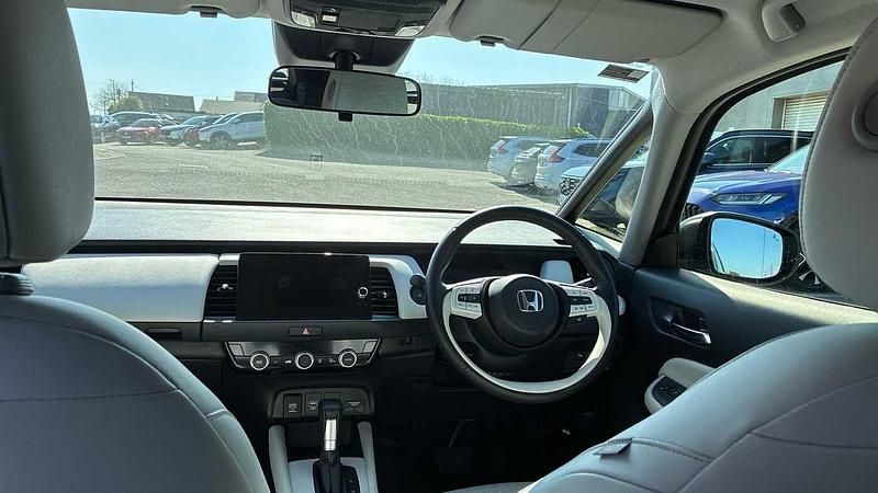 Used Honda Jazz Hybrid 109 HP (80 kW) 2023 Blue Hatchback