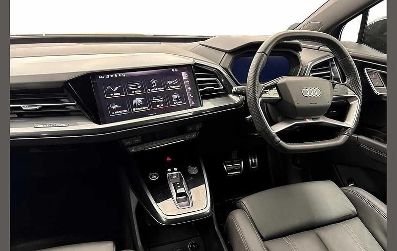 Used Audi Q4 Sportback e-tron Black Edition 210 kW (286 HP) 2025 Blue SUV