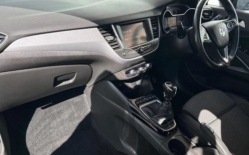 Used Vauxhall Crossland Elite 131 HP (96 kW) 2021 Black SUV