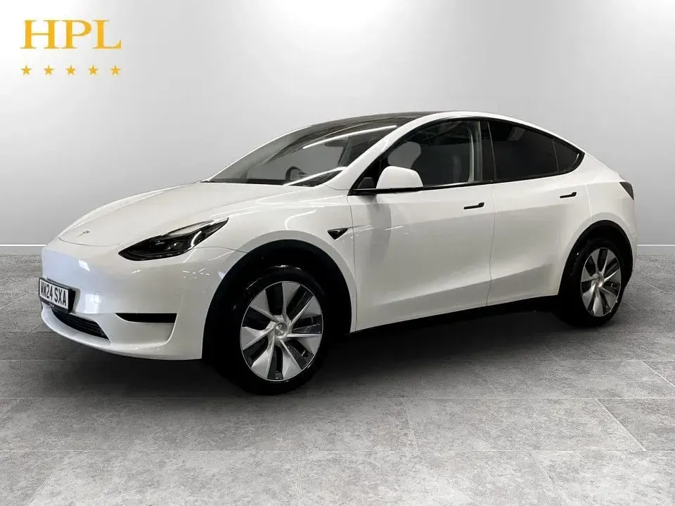 Used Tesla Model Y RWD 219 kW (299 HP) 2024 White SUV