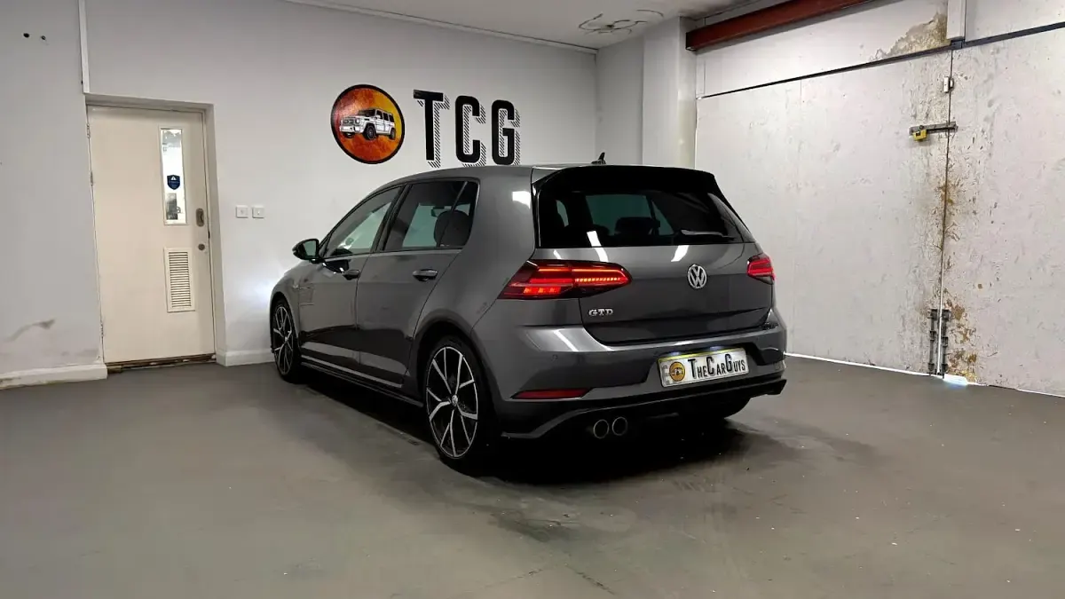 Używany VW Golf VII GTD 184 KM (135 kW) 2018 Szary Hatchback
