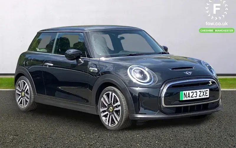 Used Mini Cooper Level 2 135 kW (184 HP) 2023 Hatchback