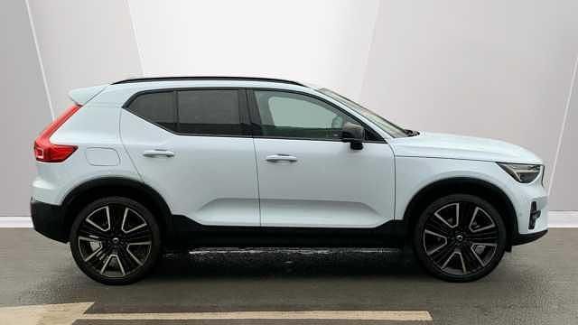 New Volvo XC40 Ultra 161 HP (118 kW) 2026 SUV