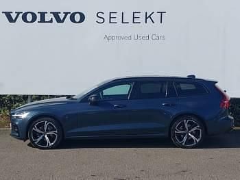 Used Volvo V60 Ultra 197 HP (144 kW) 2025 Blue Estate