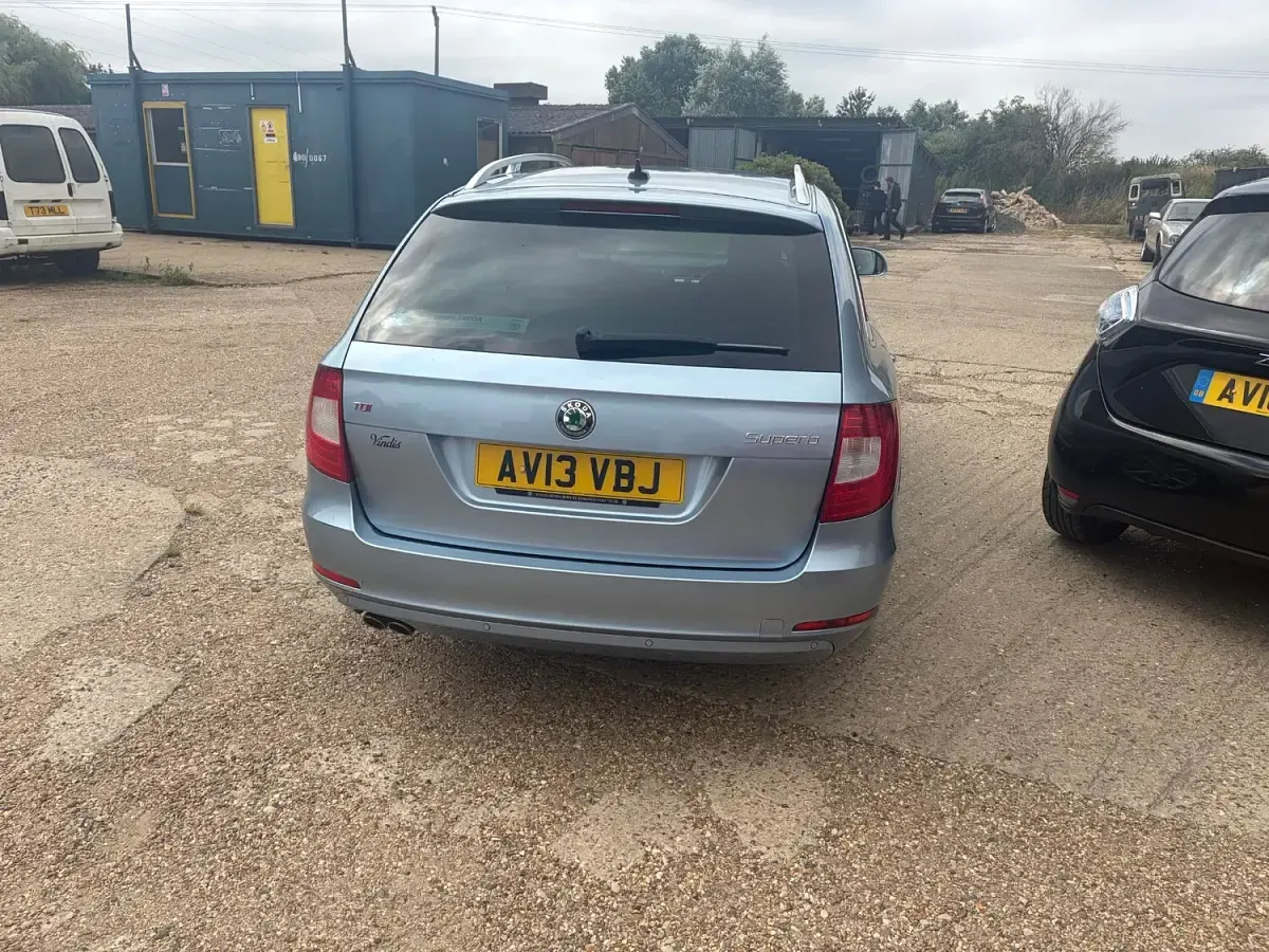 Used Skoda Superb SE 2013 Blue Estate