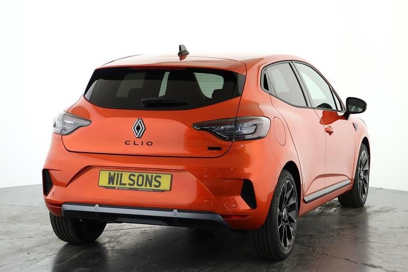 Used Renault Clio V Esprit Alpine 143 HP (105 kW) 2024 Orange  Hatchback