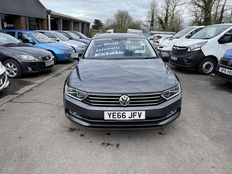 Used VW Passat Business+ 118 HP (86 kW) 2016 Grey Estate