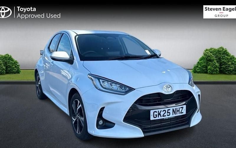 Used Toyota Yaris Hybrid Design 116 HP (85 kW) 2026 Hatchback