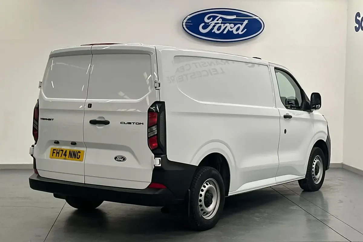 Used Ford Transit Custom 110 HP (80 kW) 2025 White Van