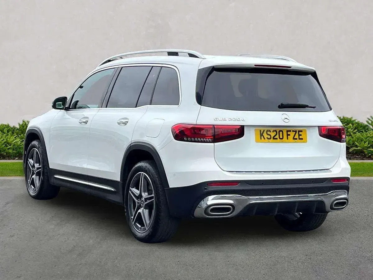 Begagnad Mercedes GLB220 AMG line 2020 Vit SUV