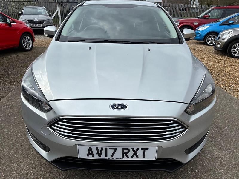 Used Ford Focus Zetec 2017 Silver Hatchback