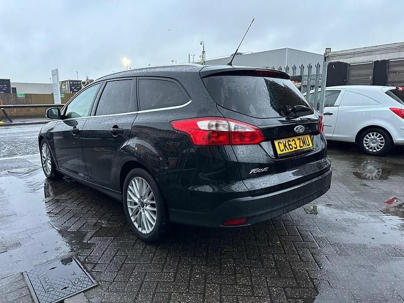 Used Ford Focus Zetec 115 HP (84 kW) 2013 Black Estate