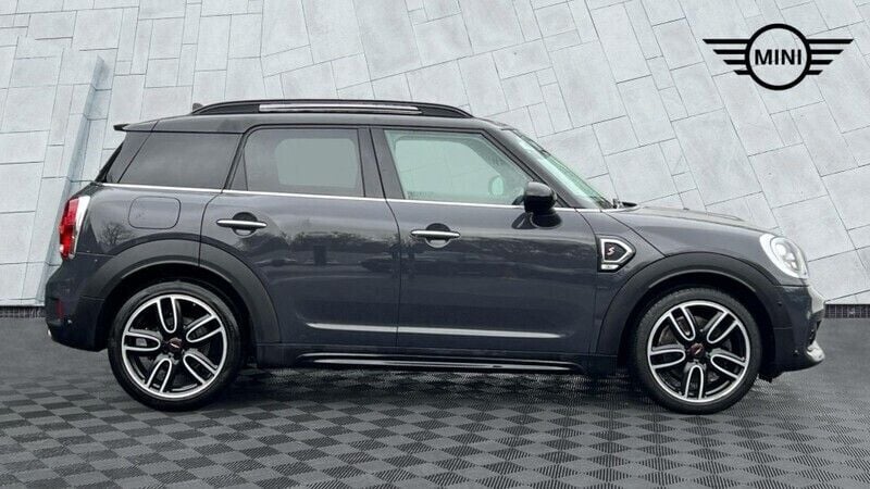 Used Mini Cooper S Countryman Sport 189 HP (139 kW) 2019 Grey SUV