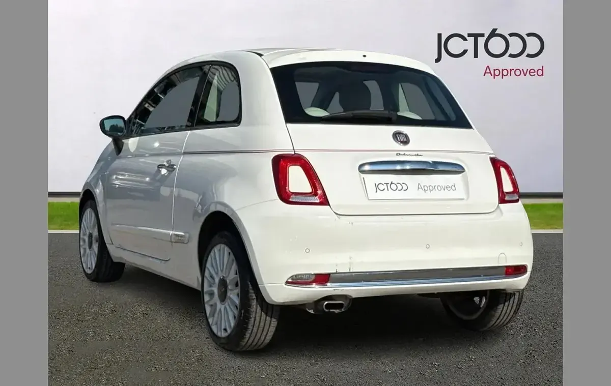 Used Fiat 500 Dolcevita 69 HP (50 kW) 2020 White Hatchback