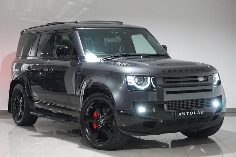 Used 2025 Land Rover Defender HSE Dynamic SUV | £84,875 - Image 1/1