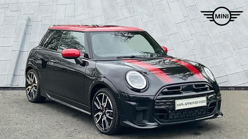 Used Mini Cooper Hatch 154 HP (113 kW) 2024 Black Hatchback