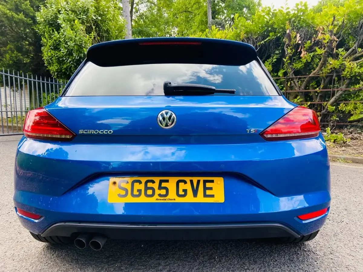 Usado VW Scirocco GT 125 HP (91 kW) 2015 Azul Coupé