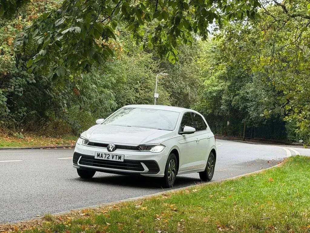 Used VW Polo Life 80 HP (58 kW) 2022 White Hatchback