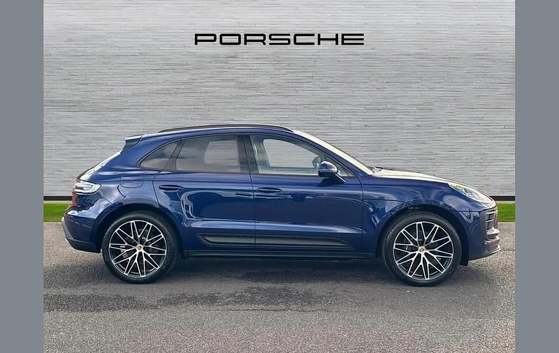 Used Porsche Macan 265 HP (194 kW) 2026 Blue SUV