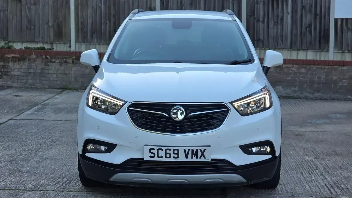 Used Vauxhall Mokka X Elite 140 HP (102 kW) 2019 White SUV
