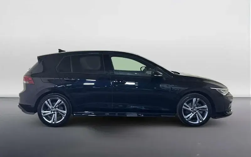Used VW Golf VIII R-line 150 HP (110 kW) 2024 Black Hatchback