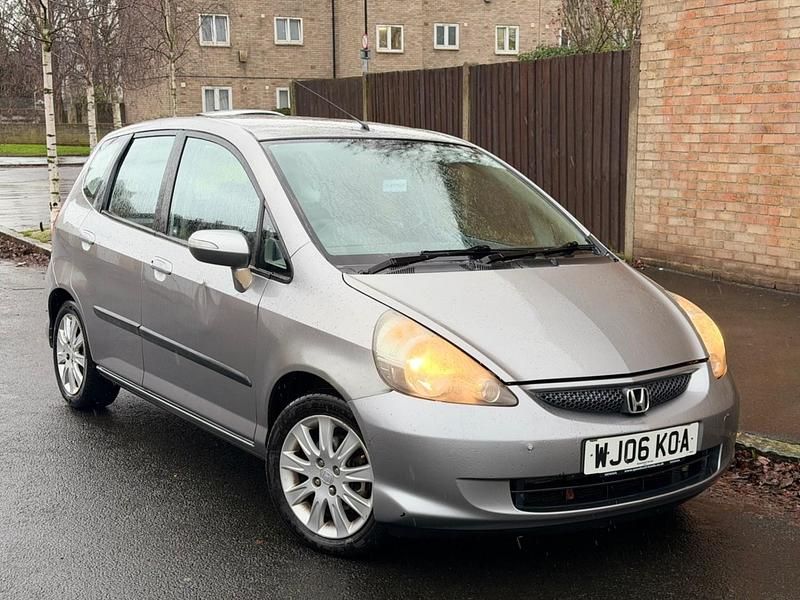 Used Honda Jazz SE 2006 Silver Hatchback