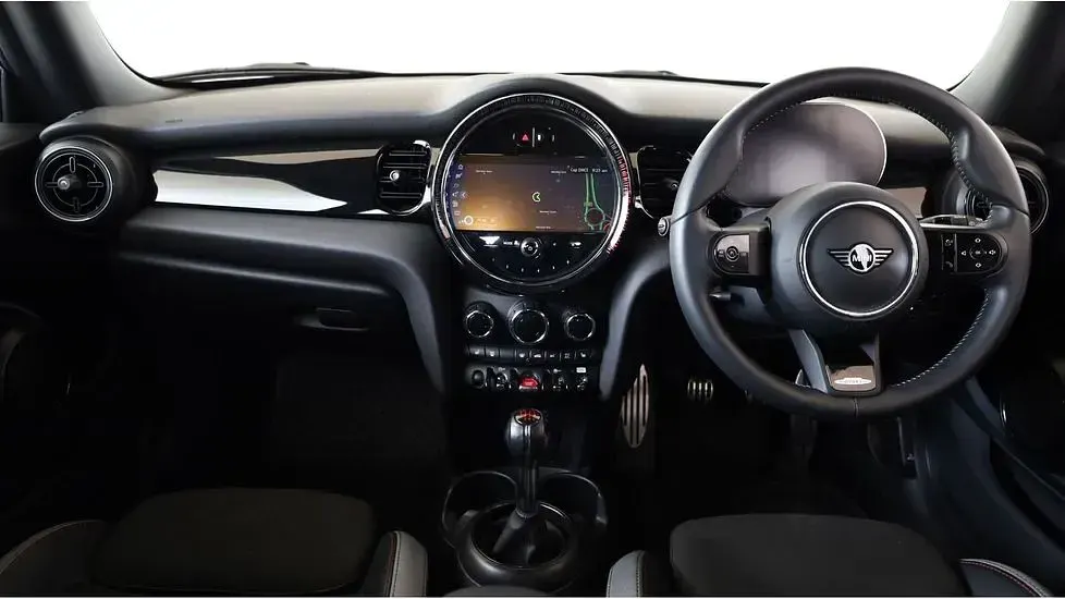Used Mini John Cooper Works Hatch 228 HP (167 kW) 2023 Green Hatchback