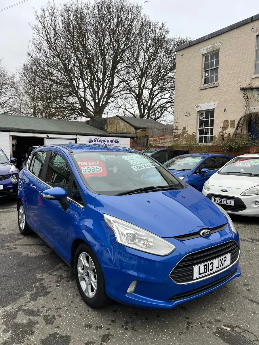 Używany Ford B-MAX Zetec 105 KM (77 kW) 2013 Niebieski Minivan