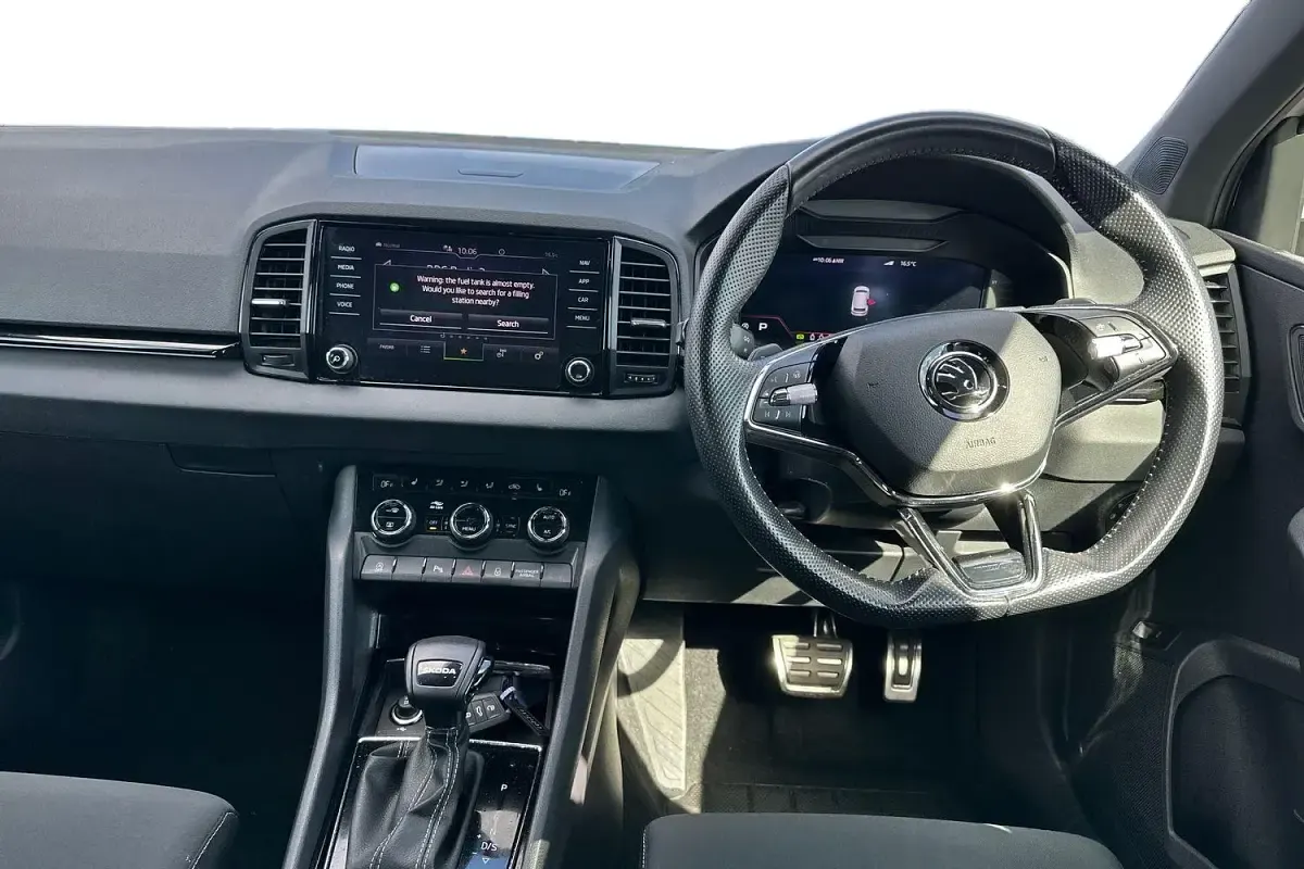 Used Skoda Karoq SportLine 150 HP (110 kW) 2024 Grey SUV