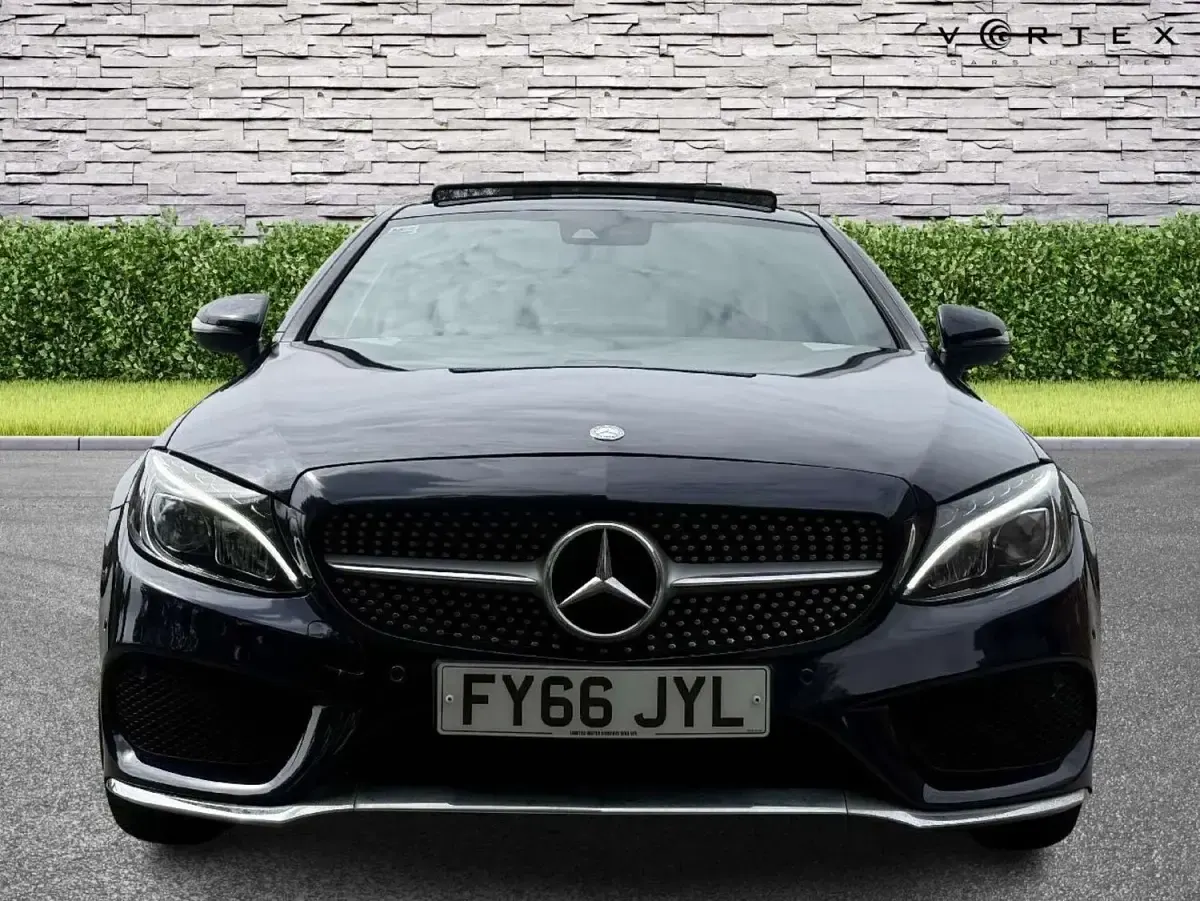 Used Mercedes C250 AMG Line Premium Plus 204 HP (150 kW) 2016 Blue Coupe