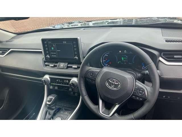 Used Toyota RAV4 Hybrid 218 HP (160 kW) 2019 Blue SUV