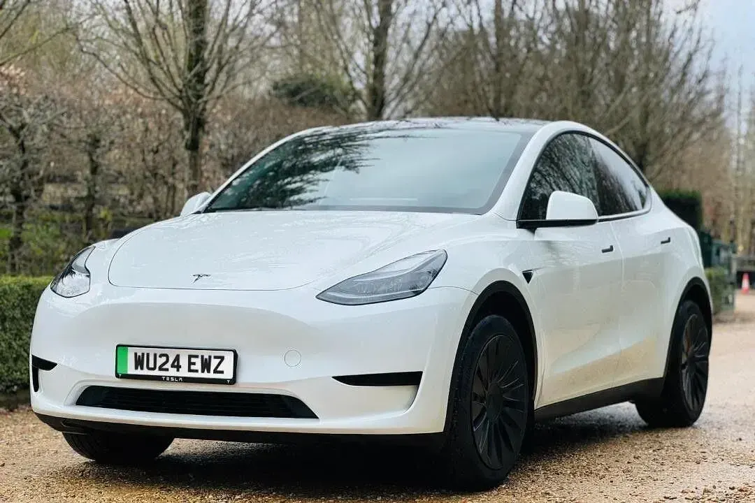 Usado Tesla Model Y RWD 219 kW (299 HP) 2024 Branco SUV