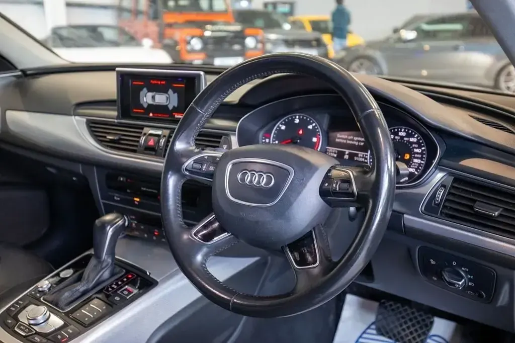 Usado Audi A6 Advanced 190 HP (139 kW) 2017 Cinzento Carrinha