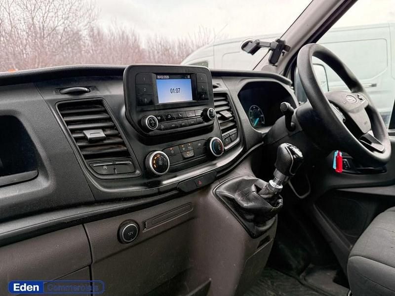 Usado Ford Transit 130 HP (95 kW) 2021 Branco Cabrios