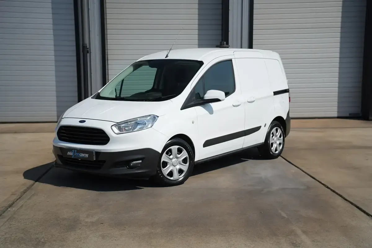 Used Ford Transit Trend 100 HP (73 kW) 2018 White Van