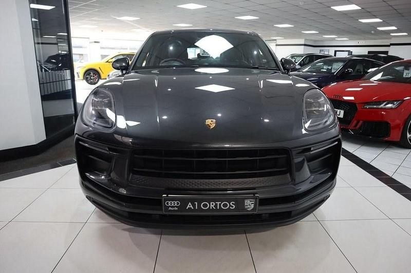 Used Porsche Macan 265 HP (194 kW) 2021 Grey SUV