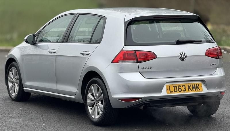 Used VW Golf VII SE 105 HP (77 kW) 2013 Silver Hatchback