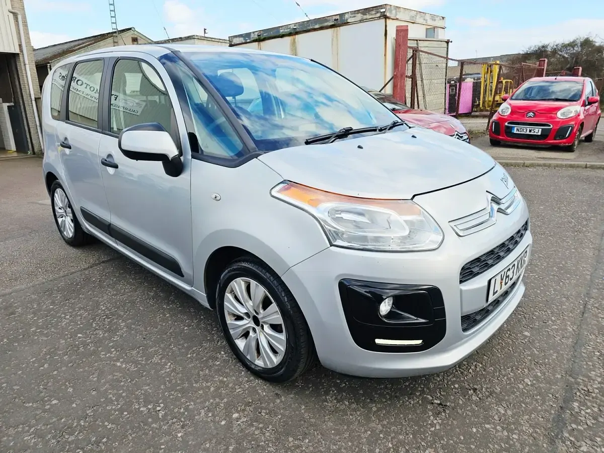 Used Citroën C3 Picasso VTR Sport 95 HP (69 kW) 2014 Silver MPV