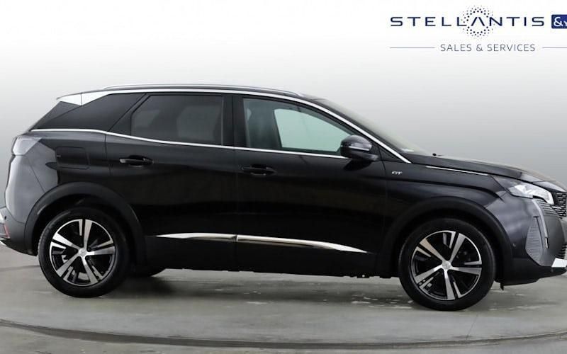 Used Peugeot 3008 GT 131 HP (96 kW) 2023 Black SUV