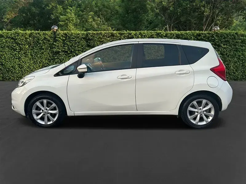 Used Nissan Note S 98 HP (72 kW) 2015 White Hatchback