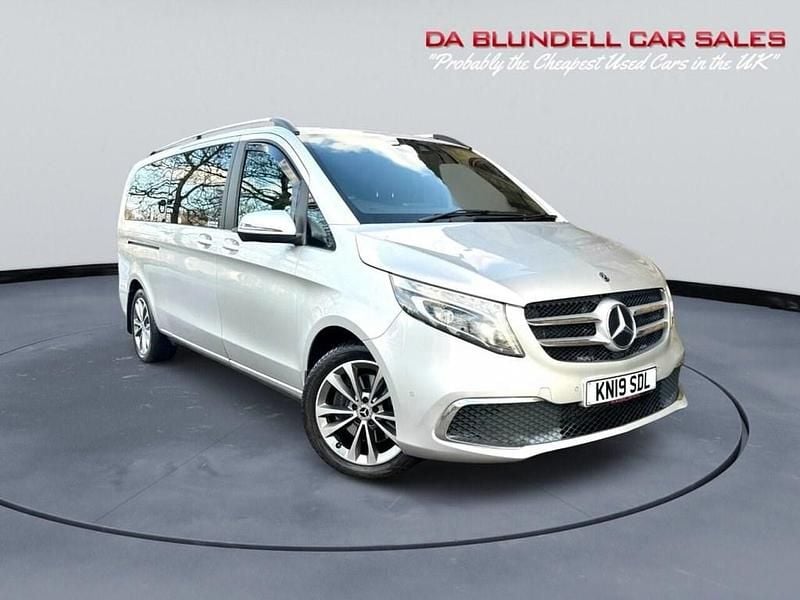 Used Mercedes V220 163 HP (119 kW) 2019 Silver MPV