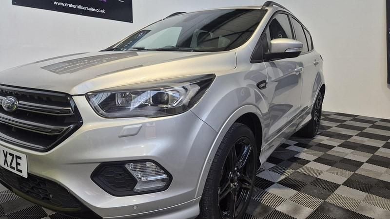 Used Ford Kuga ST-Line 150 HP (110 kW) 2018 Silver SUV