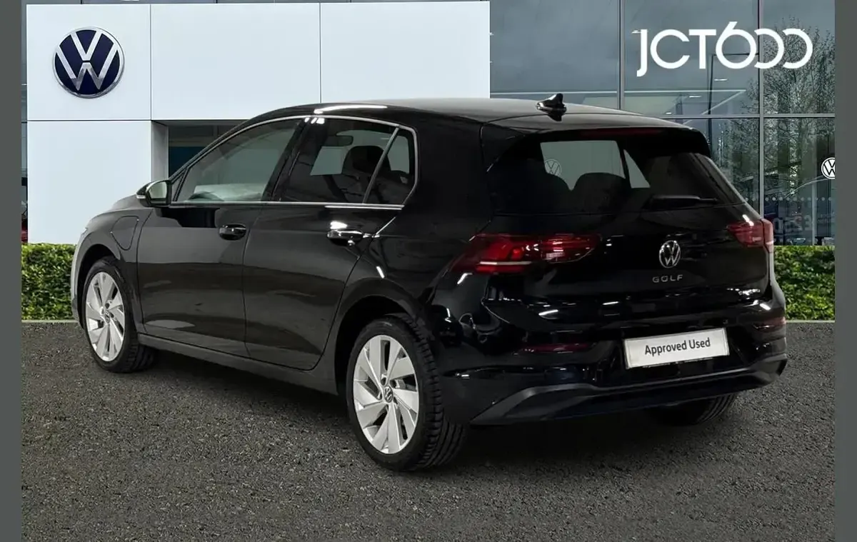 Used VW Golf VIII Match 204 HP (150 kW) 2025 Black Hatchback